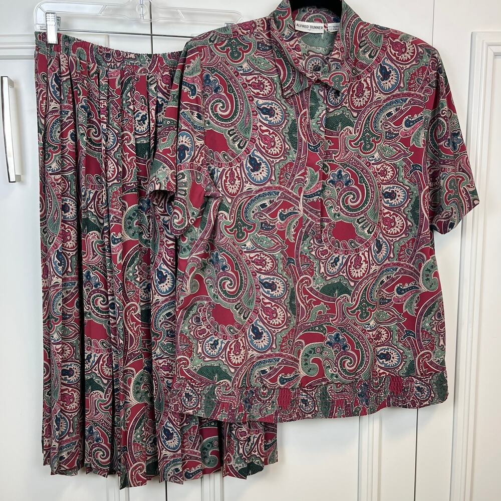 VTG Alfred Dunner Vintage Paisley Skirt Set
